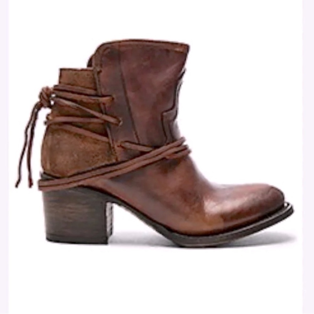 FREEBIRD | CASEY - Cognac Leather Western Cowboy Boots SZ 7 NEW